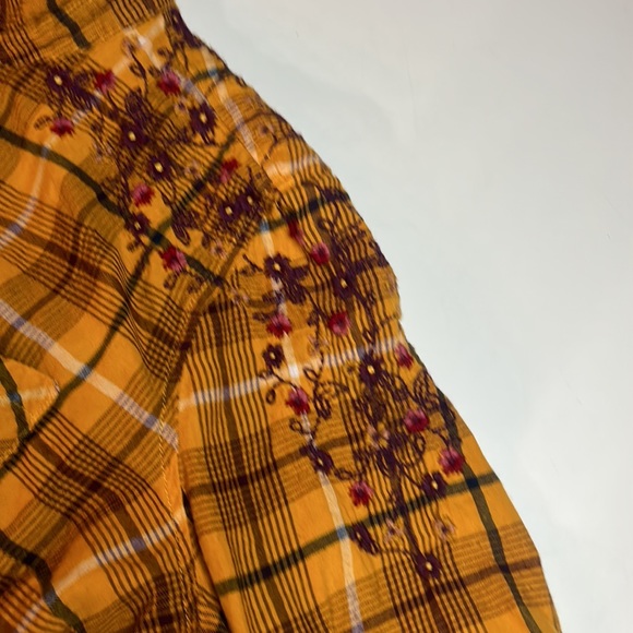 Terra & Sky Womens Plus 1X Flannel Shirt Floral Embroidered Plaid Yellow - Picture 4 of 6